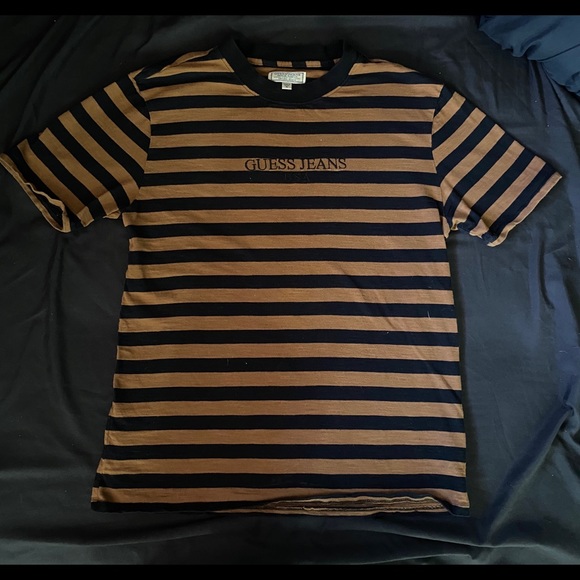 guess brown shirt